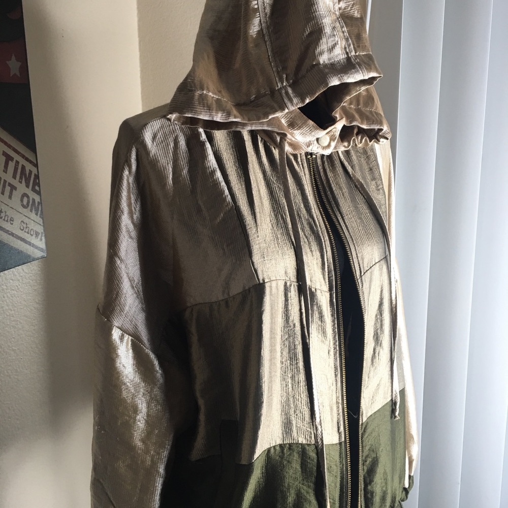 Zara Gold Jacket - Picture 3 of 6